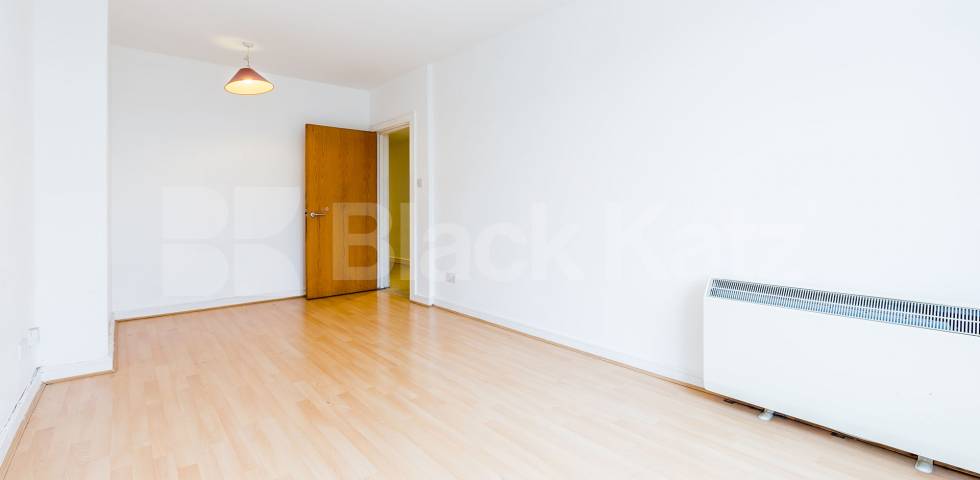 			NEW INSTRUCTION!, 1 Bedroom, 1 bath, 1 reception Flat			 Pratt Street, CAMDEN