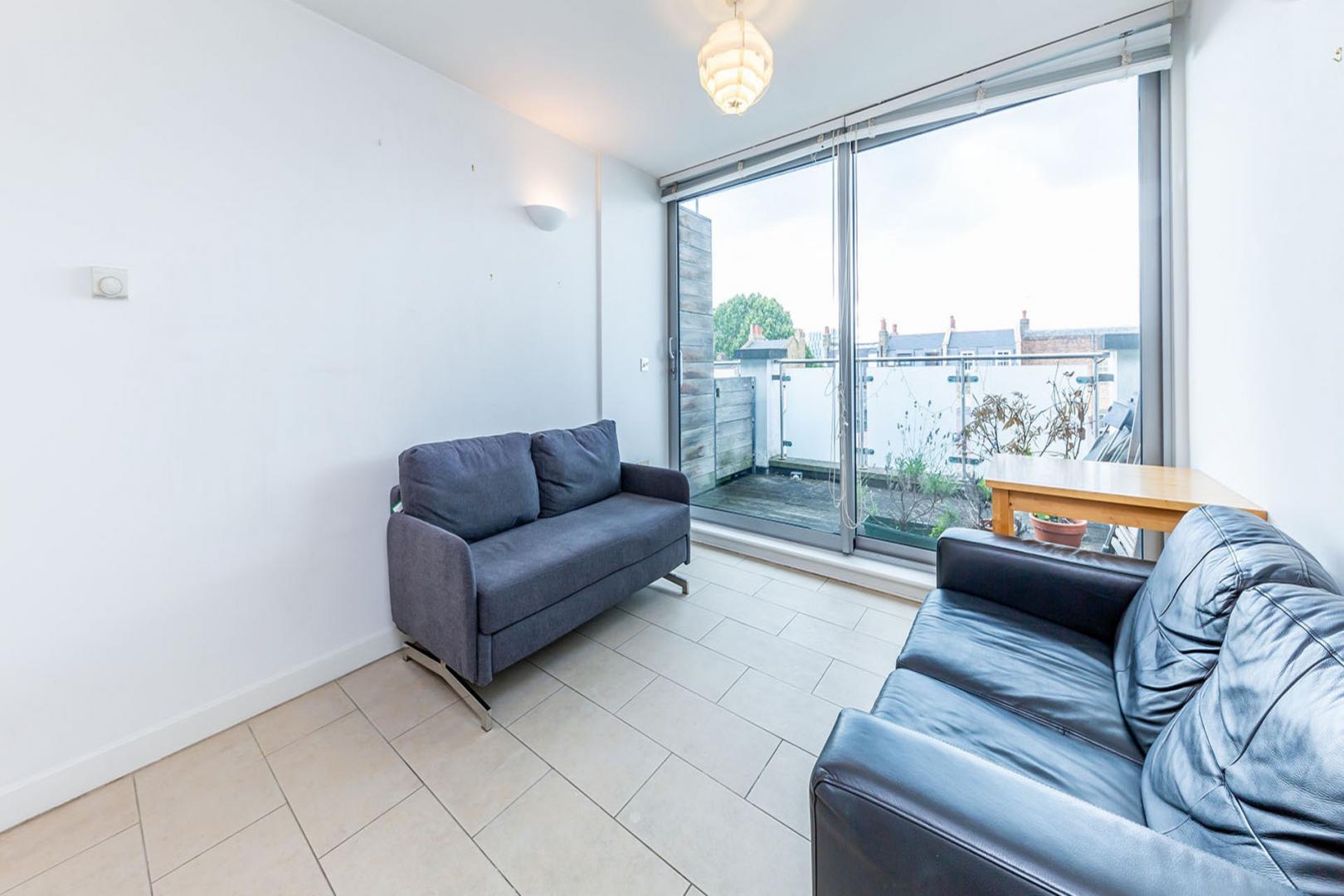 A beautiful Split level 1 bedroom with terrace in the heart of Angel Godson Street, Angel