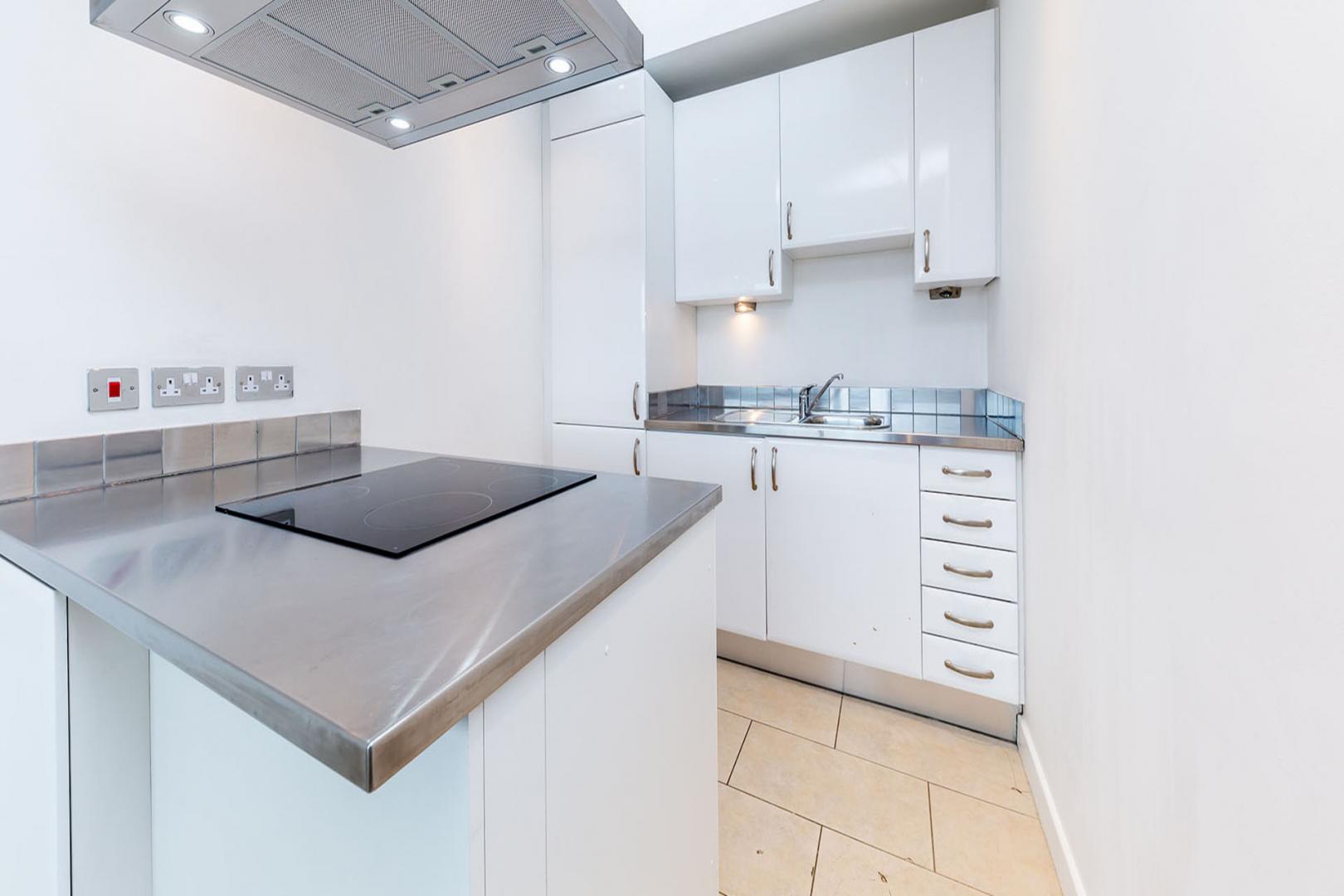 A beautiful Split level 1 bedroom with terrace in the heart of Angel Godson Street, Angel