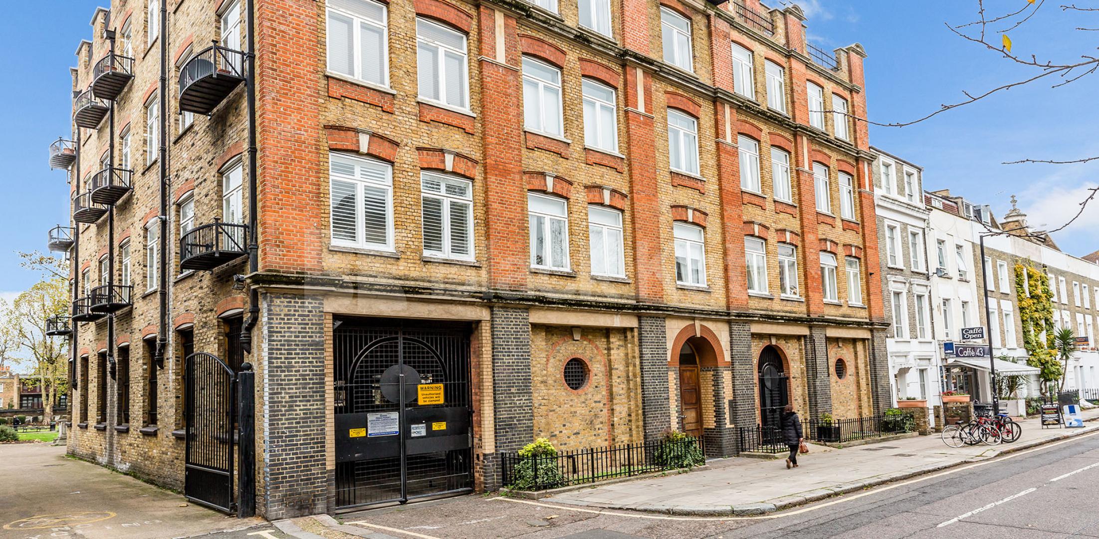 			NEW INSTRUCTION!, 1 Bedroom, 1 bath, 1 reception Flat			 Pratt Street, CAMDEN