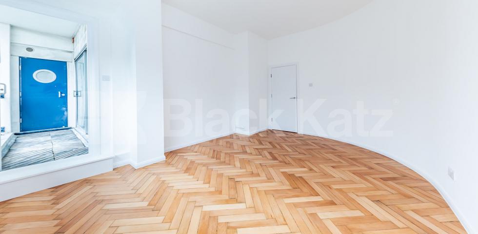 			SPACIOUS THREE BEDROOM LIVE/WORK WAREHOUSE CONVERSION, 3 Bedroom, 1 bath, 1 reception Flat			 GROVE HOUSE-TUDOR ROAD, HACKNEY-BETHNAL GREEN-LONDON FIELDS