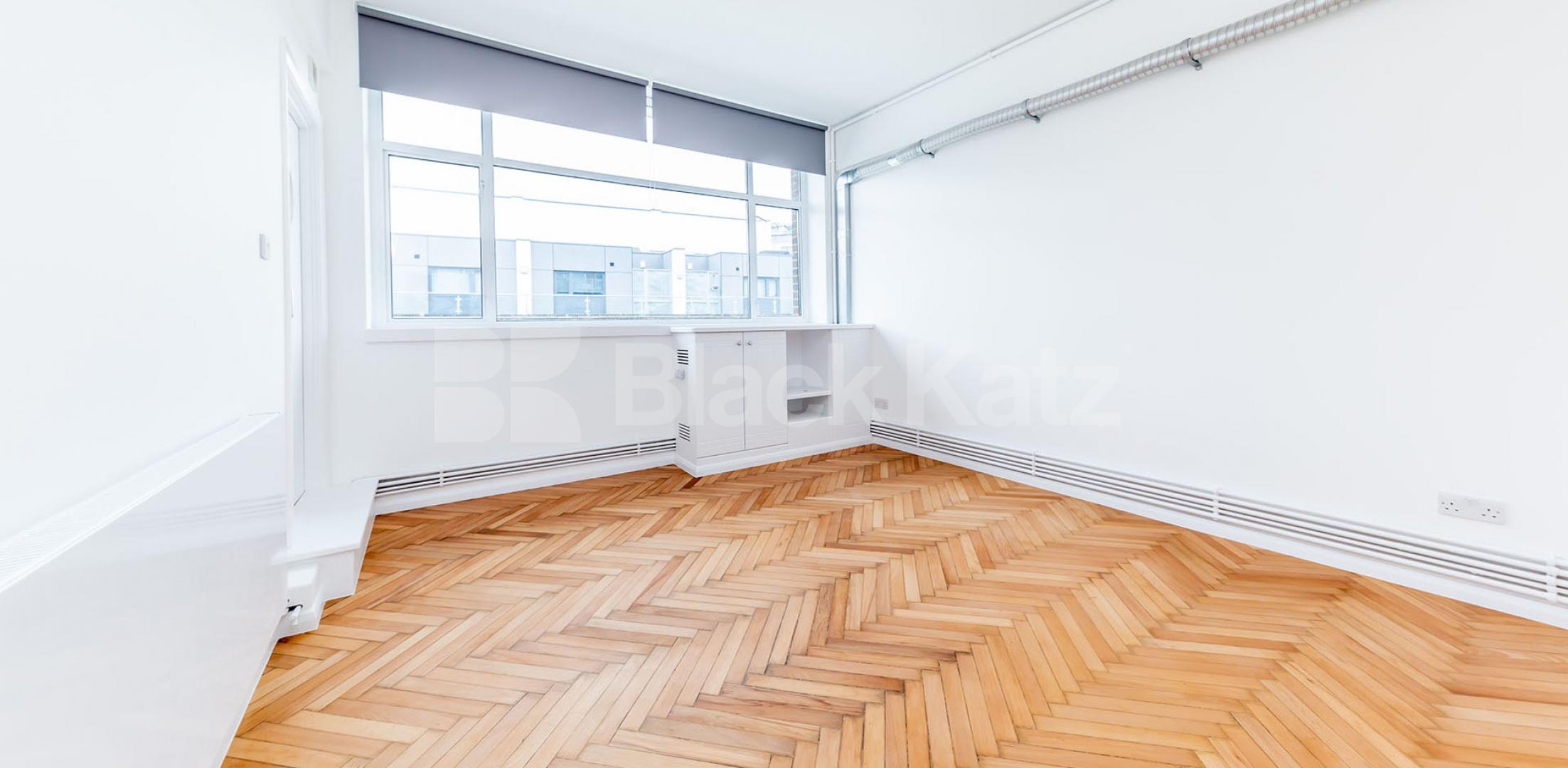 			NEWLY REFURBISHED SPACIOUS THREE BEDROOM , 3 Bedroom, 1 bath, 1 reception Flat			 GROVE HOUSE-TUDOR ROAD, HACKNEY-BETHNAL GREEN-LONDON FIELDS