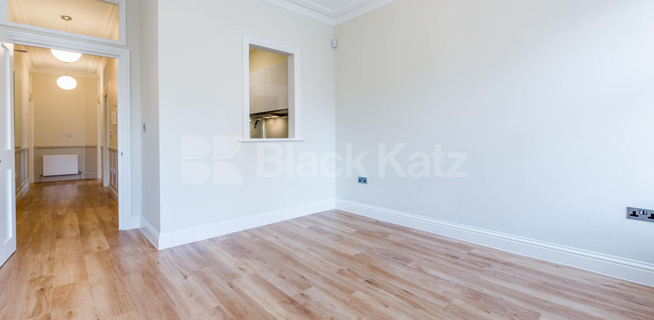			NEW INSTRUCTION!, 2 Bedroom, 1 bath, 1 reception Apartment			 Liverpool Road, BARNSBURY-ANGEL-HIGHBURY