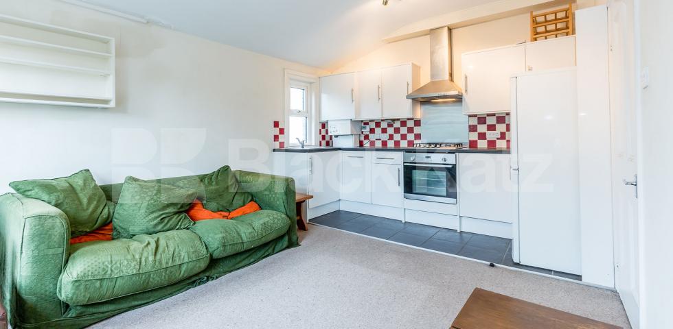 			2 Bedroom, 1 bath, 1 reception Flat			 South View Road, Crouch End/Alexandra Palace