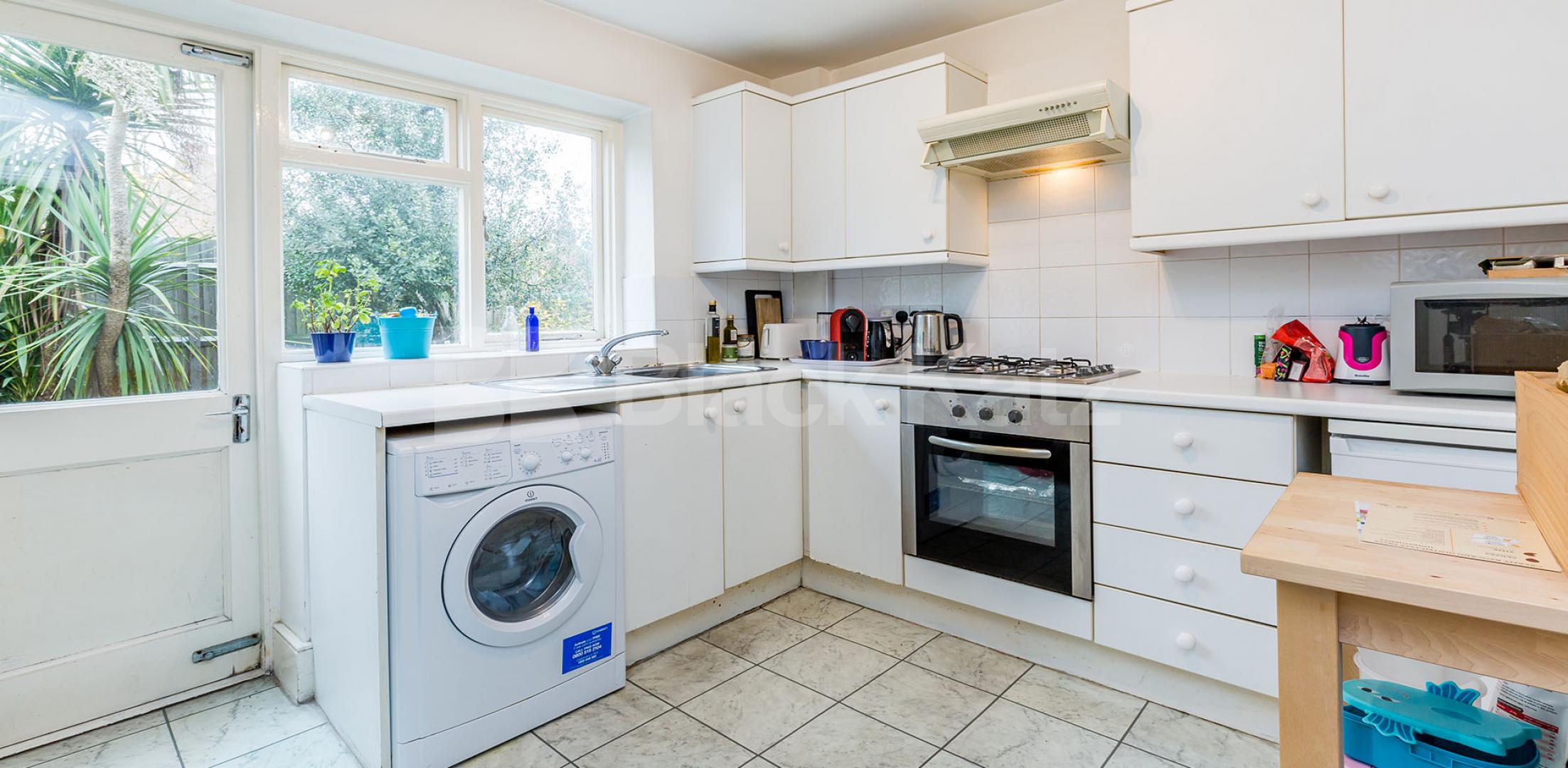 			New Instruction!, 2 Bedroom, 1 bath, 1 reception Ground Floor Flat			 Inderwick Road, Crouch End