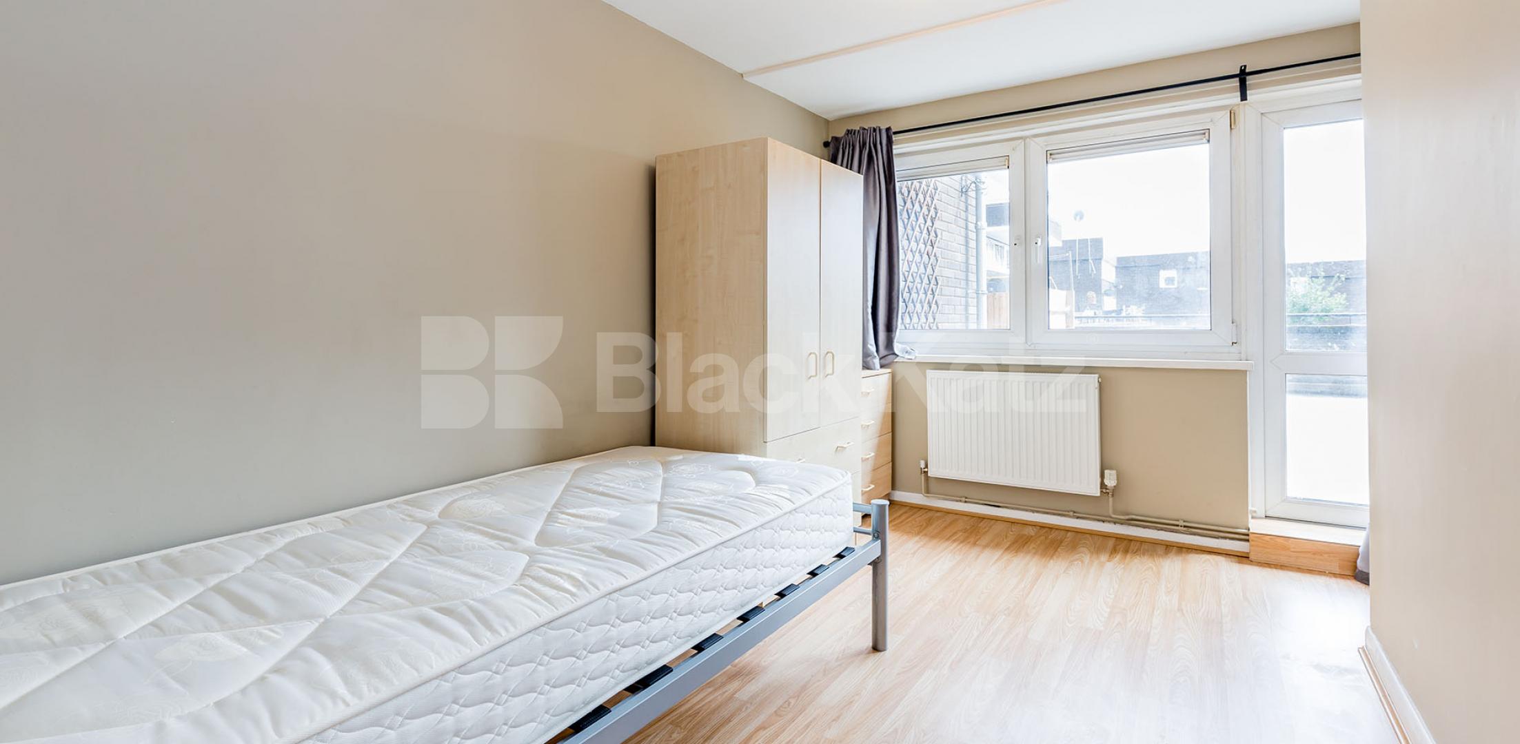 			5 BEDROOM PLUS LOUNGE, 5 Bedroom, 1 bath, 1 reception Apartment			 Pauntley Street N19, ARCHWAY N19