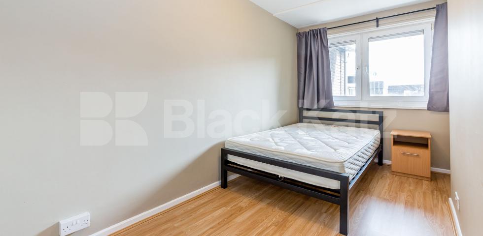 			5 BEDROOM PLUS LOUNGE, 5 Bedroom, 1 bath, 1 reception Apartment			 Pauntley Street N19, ARCHWAY N19