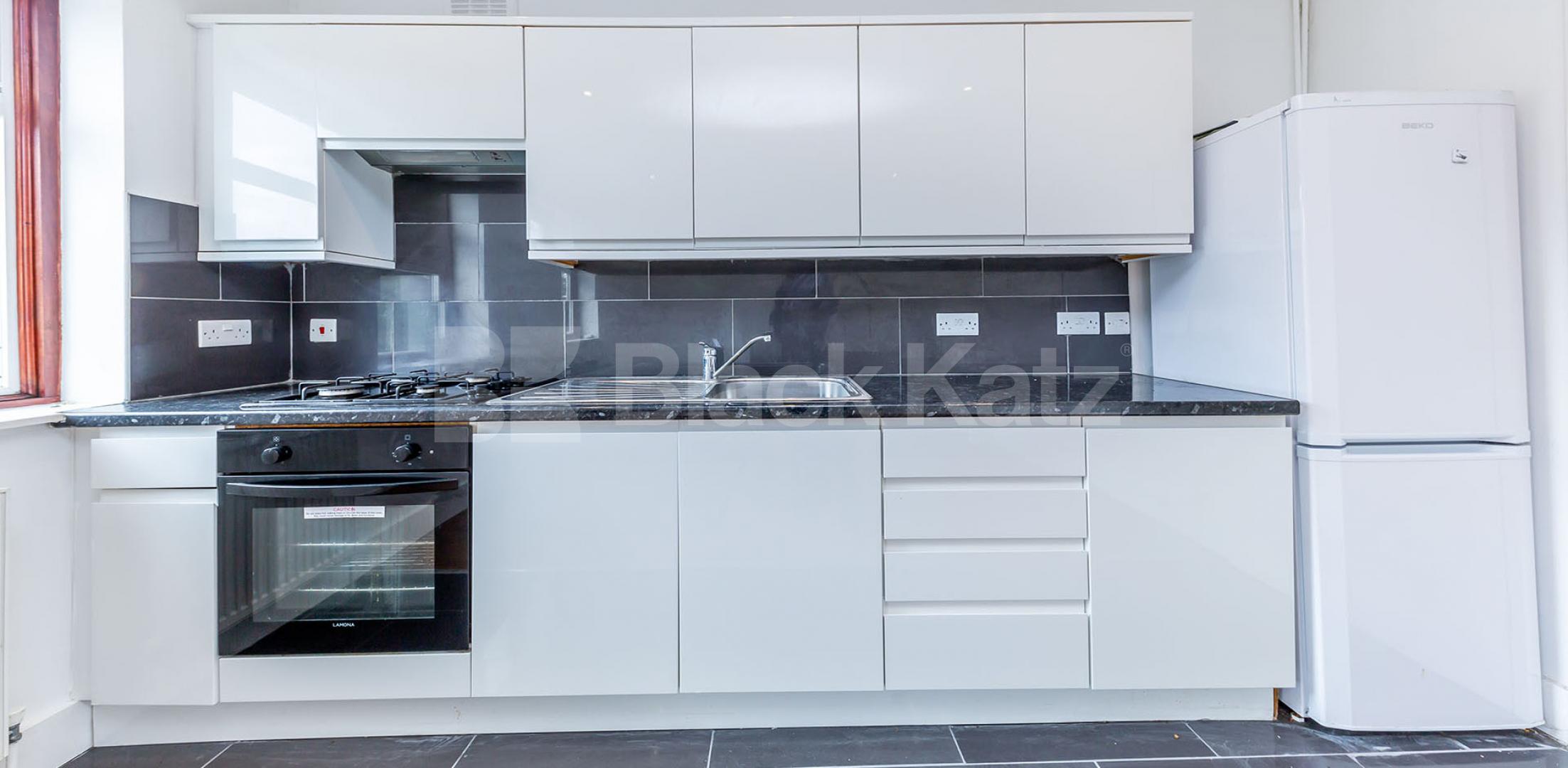 			New Instruction!, 1 Bedroom, 1 bath, 1 reception Flat			 Nursery Road , Southgate