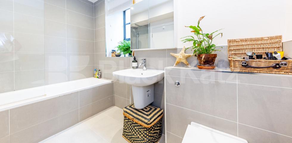 			WAREHOUSE CONVERSION WITH FLEXIBLE ROOM ARRANGEMENTS, 2 Bedroom, 1 bath, 1 reception Flat			 SPRINGFIELD HOUSE LOFTS-TYSSEN STREET, DALSTON-HAGGERSTON-SHOREDITCH