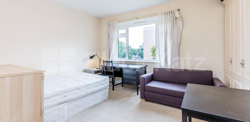 Recently refurbished 3 bedroom flat in a great location Harrington Street, Camden / Euston