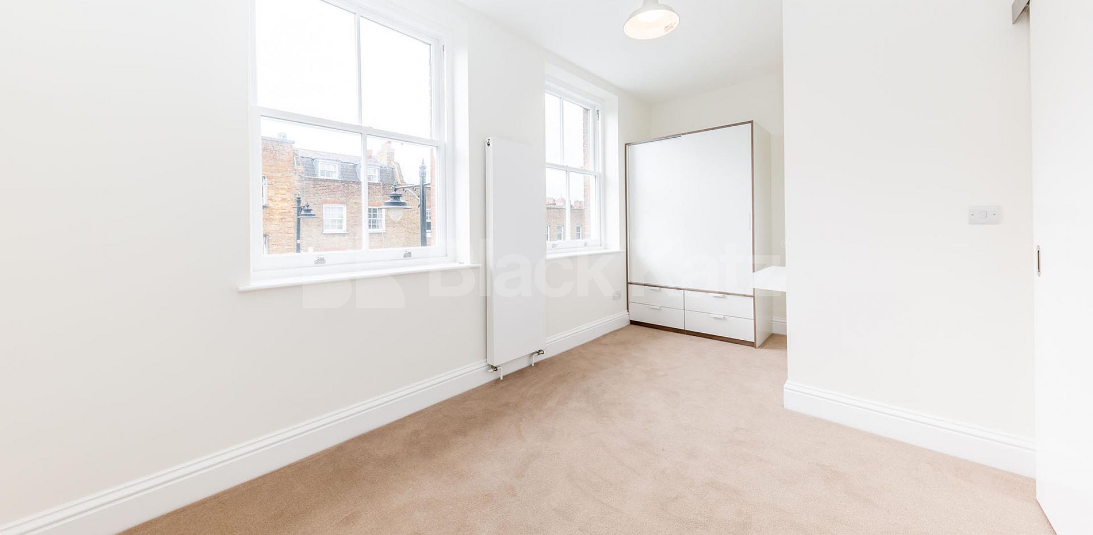 			2 BED 2 BATH , 2 Bedroom, 2 bath, 1 reception Maisonette			 White Conduit Street, ANGEL-ISLINGTON