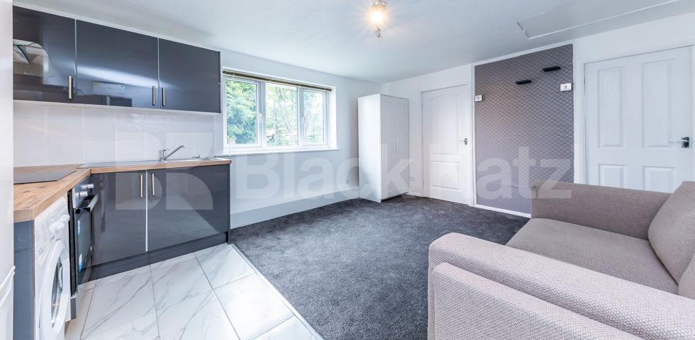 Refurbished 1 bedroom property located in a popular area in Muswell hill Cambridge Gardens, Muswell Hill 