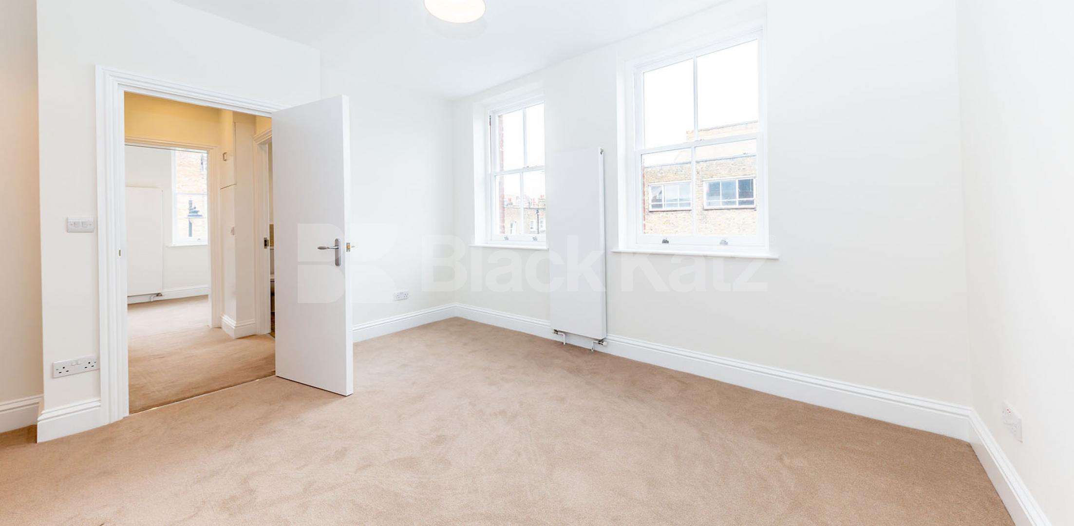 			2 BED 2 BATH , 2 Bedroom, 2 bath, 1 reception Maisonette			 White Conduit Street, ANGEL-ISLINGTON