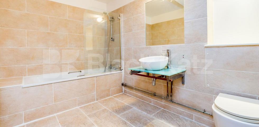 			SPACIOUS WAREHOUSE CONVERSION, 2 Bedroom, 1 bath, 1 reception Flat			 ABILITY VIEW-KINGSLAND ROAD E2, HAGGERSTON-HOXTON-DALSTON