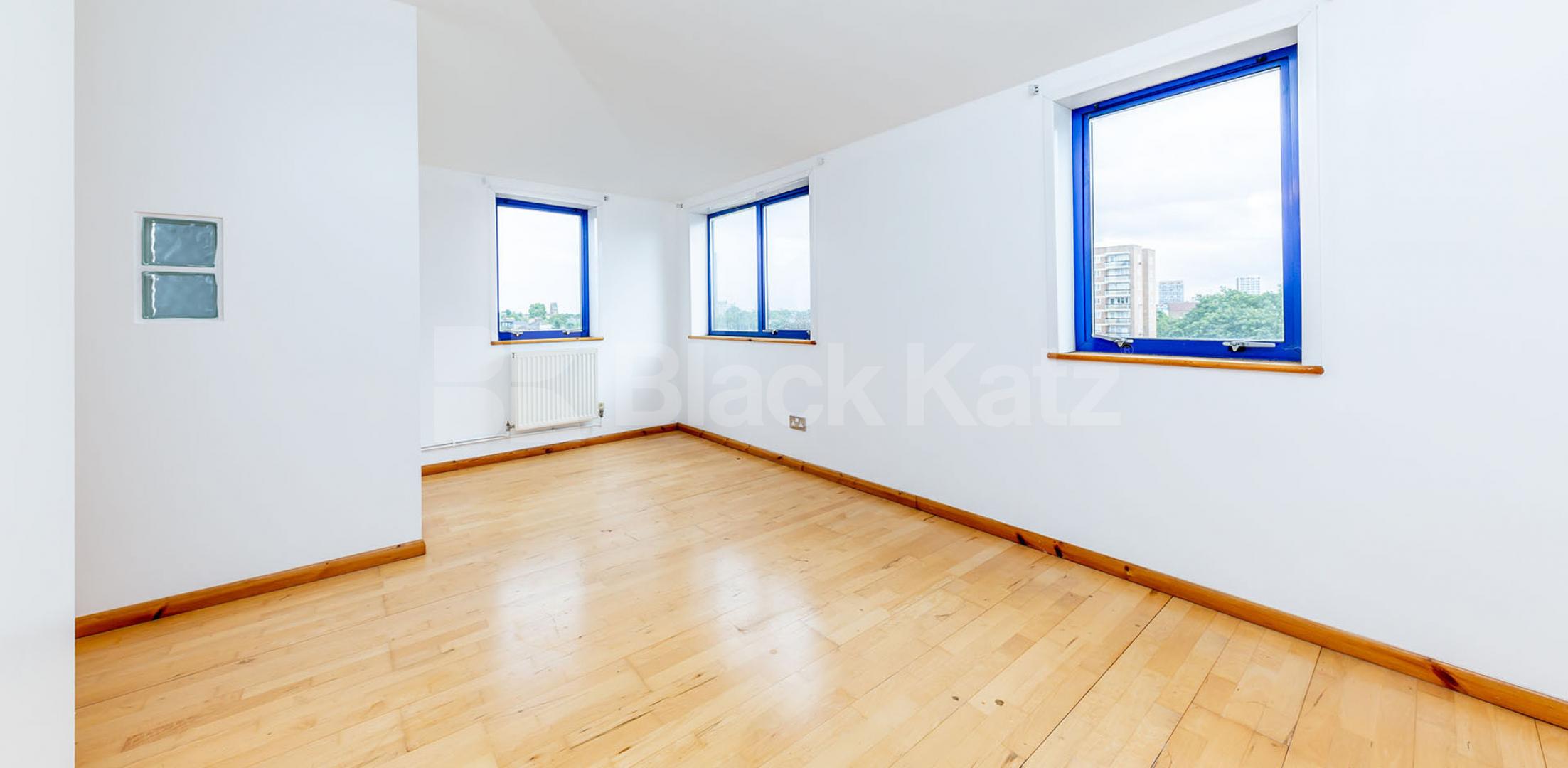 			STUNNING 1 BED WAREHOUSE APARTMENT, 1 Bedroom, 1 bath, 1 reception Apartment			 Dove Road, CANONBURY-ISLINGTON