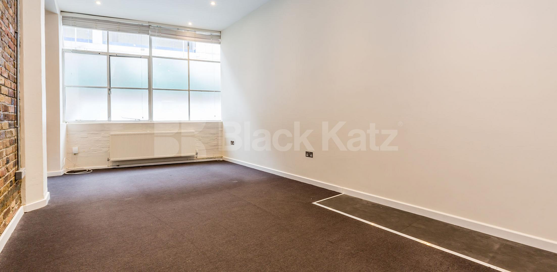 			WAREHOUSE CONVERSION IN ANGEL-OLD STREET-SHOREDITCH, 1 Bedroom, 1 bath, 1 reception Flat			 EAGLE HOUSE-EAGLE WHARF ROAD, ANGEL-OLD STREET-SHOREDITCH