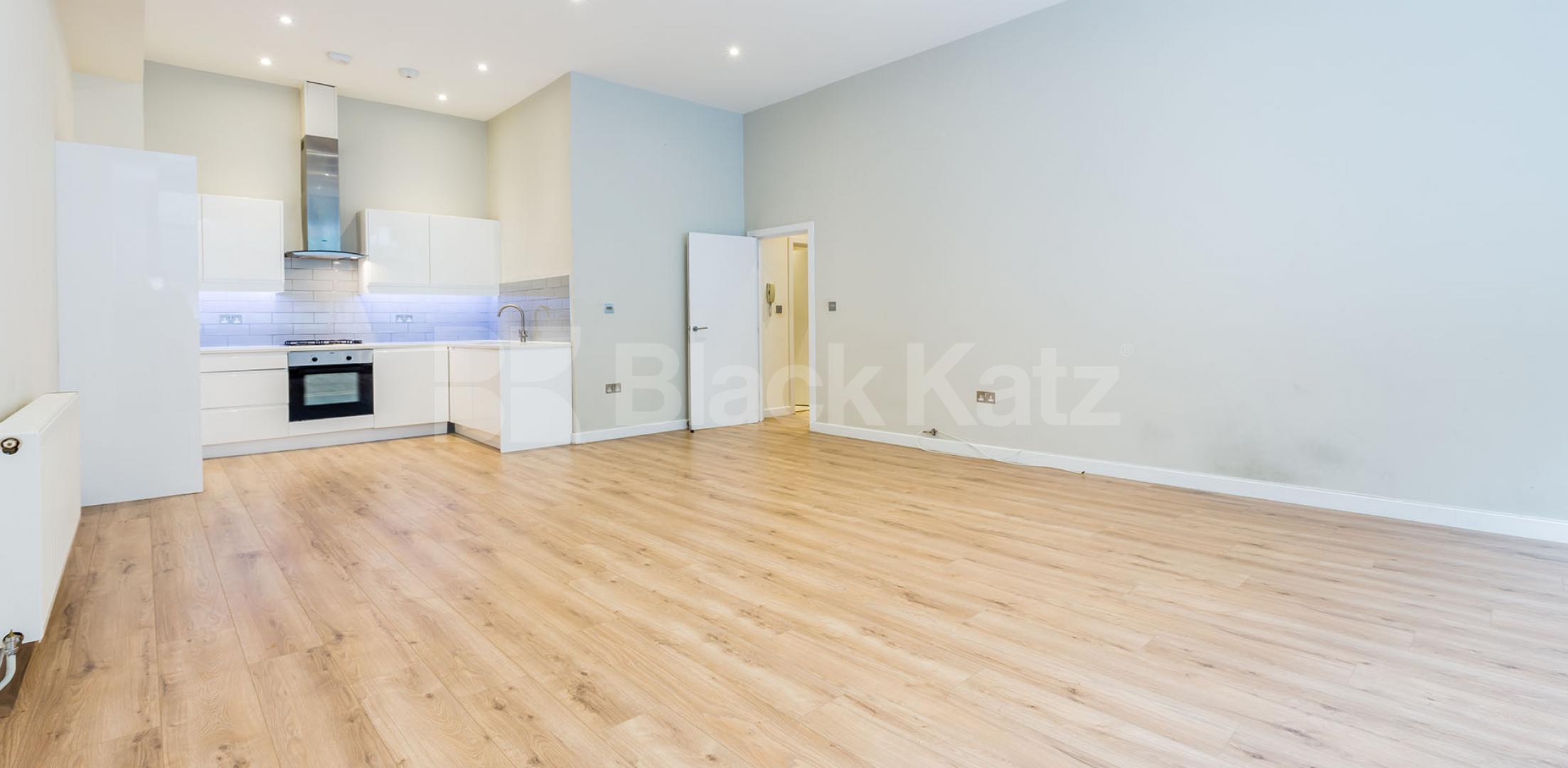 			WAREHOUSE CONVERSION IN ANGEL-OLD STREET-SHOREDITCH, 1 Bedroom, 1 bath, 1 reception Flat			 EAGLE HOUSE-EAGLE WHARF ROAD, ANGEL-OLD STREET-SHOREDITCH