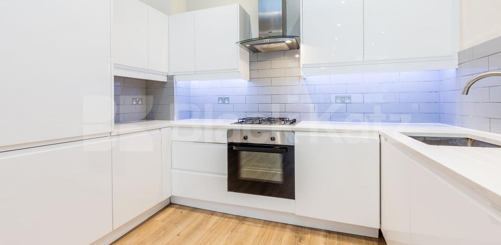			WAREHOUSE CONVERSION IN ANGEL-OLD STREET-SHOREDITCH, 1 Bedroom, 1 bath, 1 reception Flat			 EAGLE HOUSE-EAGLE WHARF ROAD, ANGEL-OLD STREET-SHOREDITCH