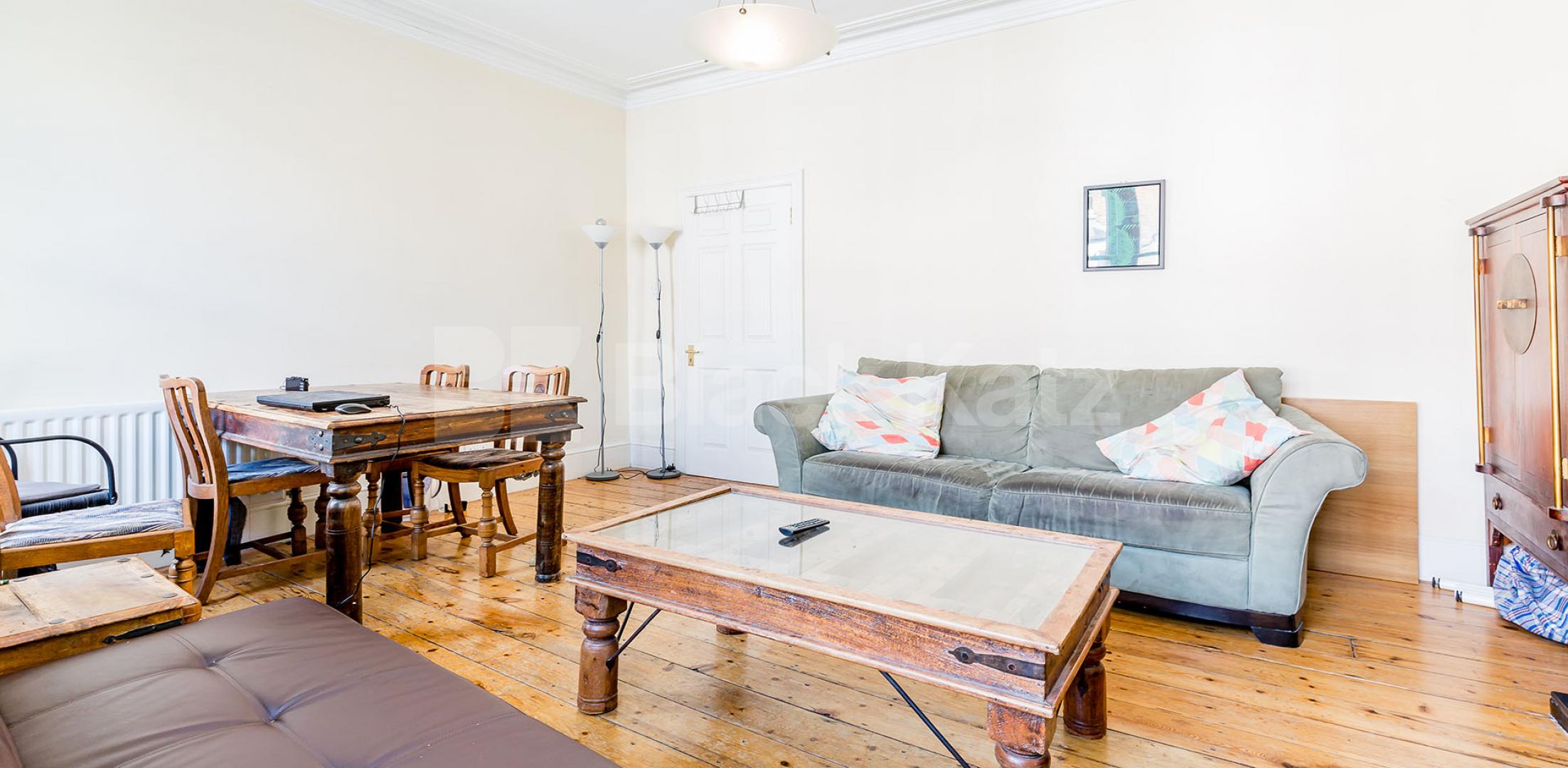 			BEAUTIFUL PERIOD CONVERSION, 2 Bedroom, 1 bath, 1 reception Flat			 Horsell Road N5, HIGHBURY FIELDS-ISLINGTON