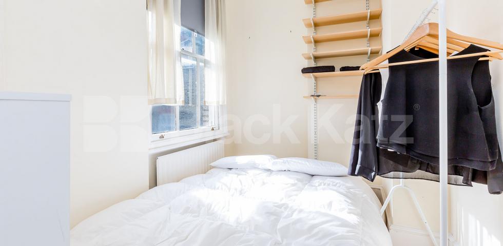 			BEAUTIFUL PERIOD CONVERSION, 2 Bedroom, 1 bath, 1 reception Flat			 Horsell Road N5, HIGHBURY FIELDS-ISLINGTON