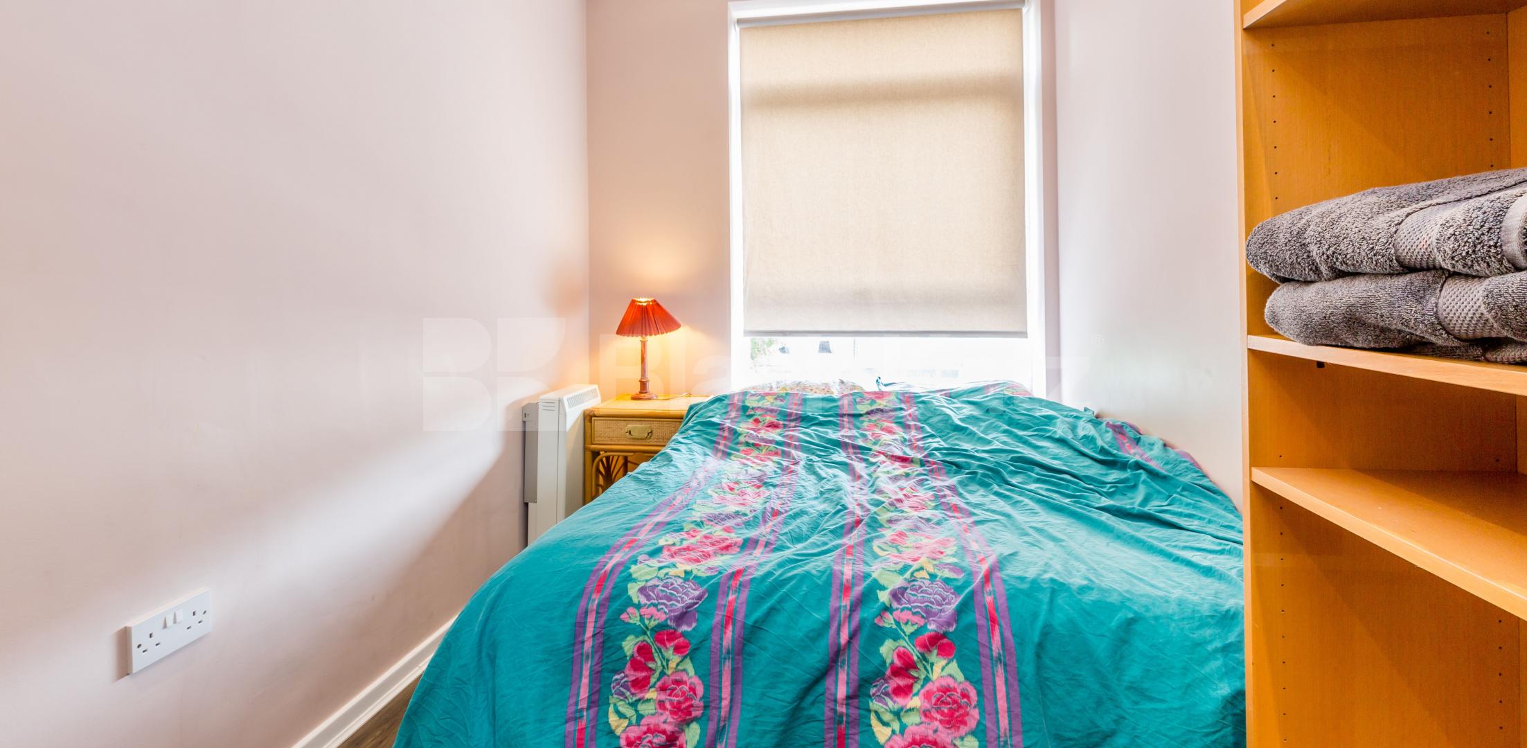 			3 Bedroom, 1 bath, 1 reception Maisonette			 Viceroy Close, East Finchley 