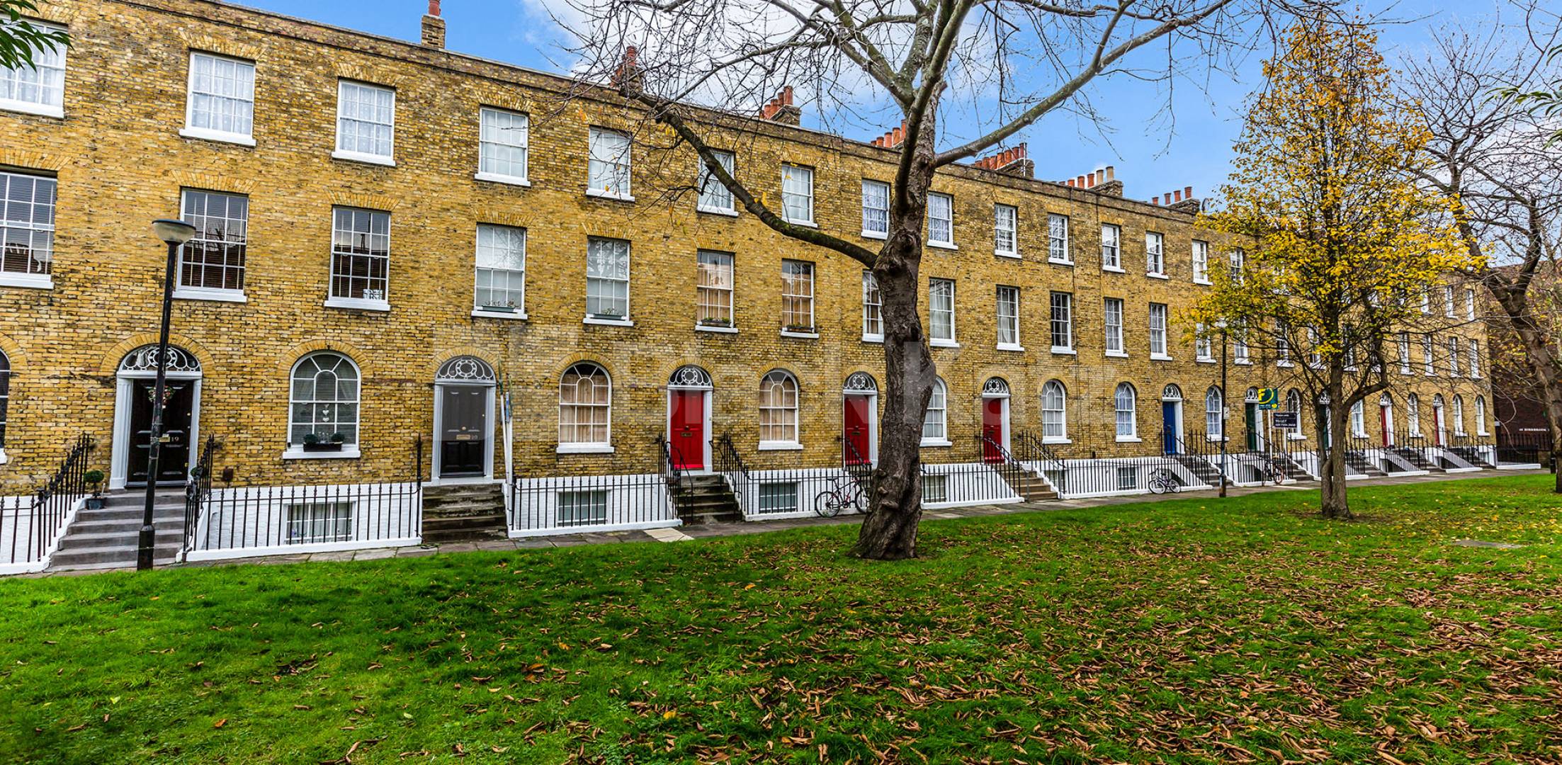 			BEAUTIFUL PERIOD CONVERSION , 2 Bedroom, 1 bath, 1 reception Flat			 Tibberton Square , ISLINGTON-CANONBURY-ANGEL