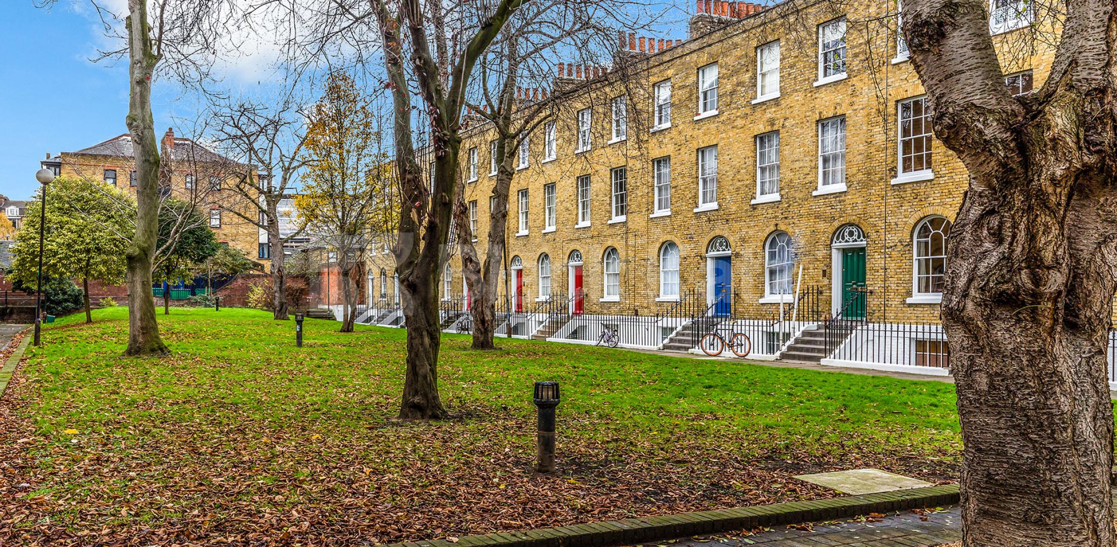 			BEAUTIFUL PERIOD CONVERSION , 2 Bedroom, 1 bath, 1 reception Flat			 Tibberton Square , ISLINGTON-CANONBURY-ANGEL
