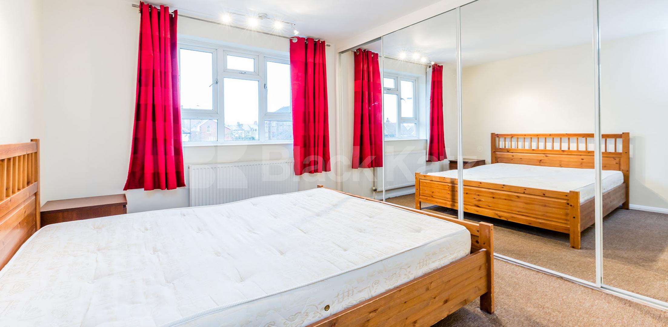 			Fantastic one bed apartment , 1 Bedroom, 1 bath, 1 reception Apartment			 Colney Hatch Lane, Muswell Hill