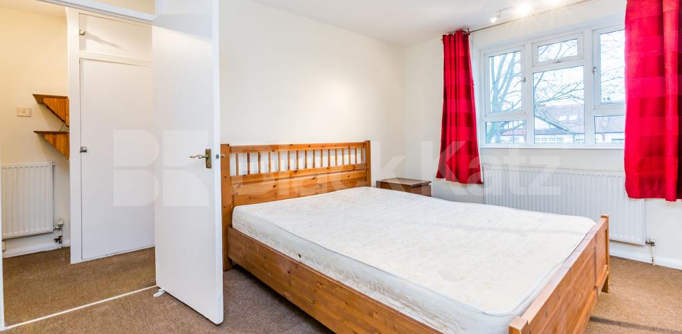 			Fantastic one bed apartment , 1 Bedroom, 1 bath, 1 reception Apartment			 Colney Hatch Lane, Muswell Hill