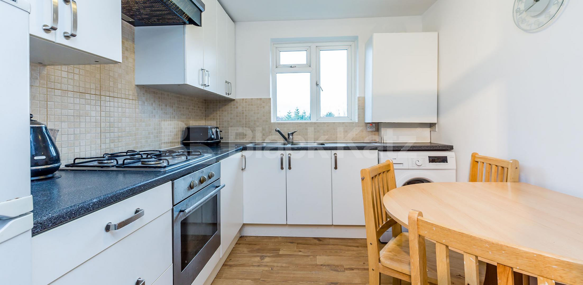 			Fantastic one bed apartment , 1 Bedroom, 1 bath, 1 reception Apartment			 Colney Hatch Lane, Muswell Hill