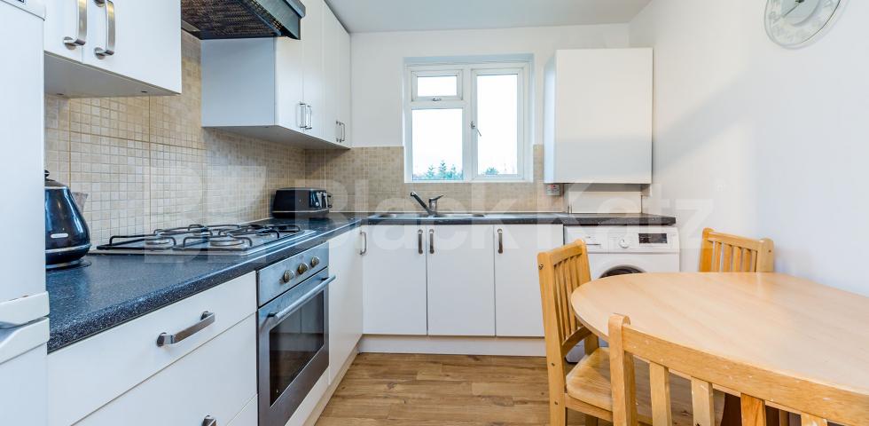 			Fantastic one bed apartment , 1 Bedroom, 1 bath, 1 reception Apartment			 Colney Hatch Lane, Muswell Hill