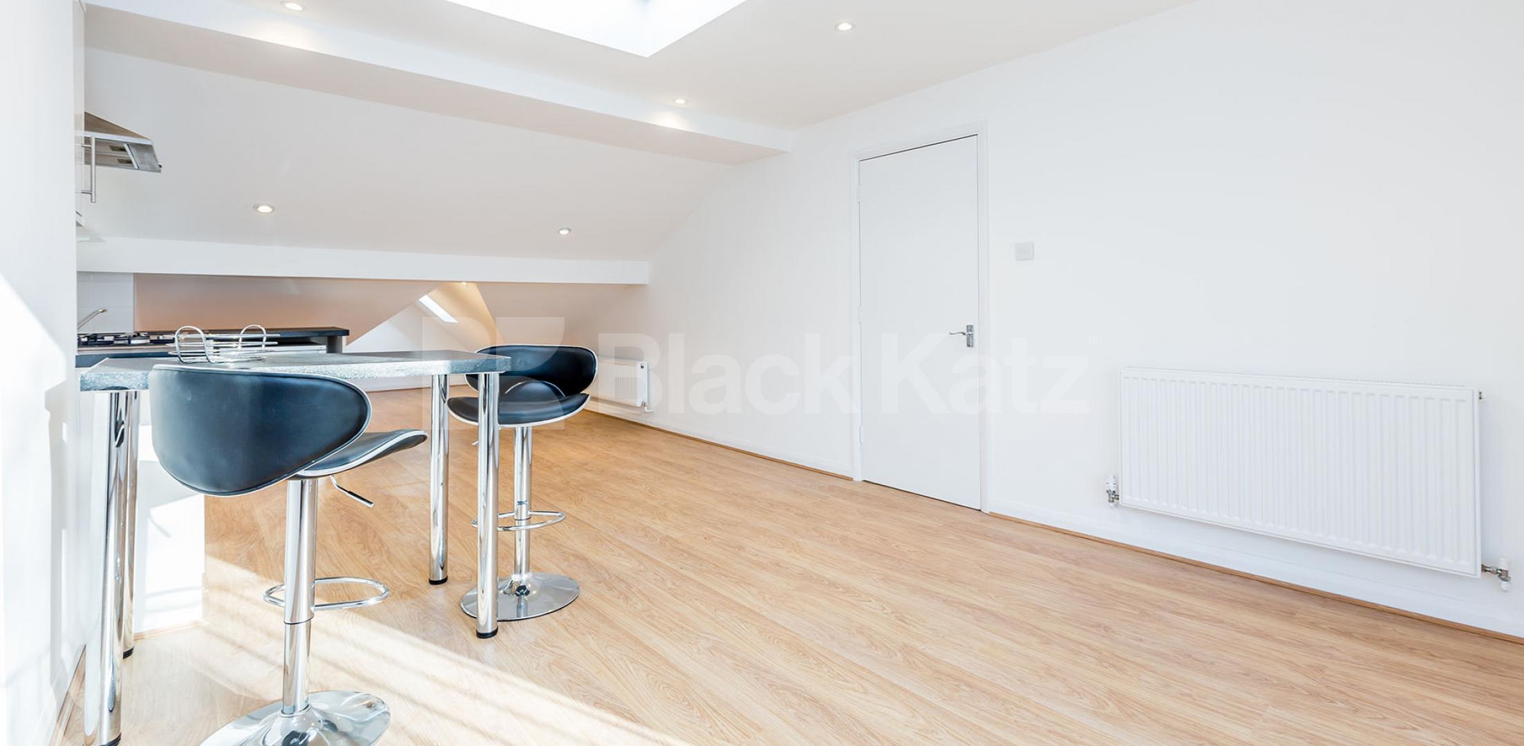 			Amazing Loft Apartment !, 1 Bedroom, 1 bath, 1 reception Flat			 Woodland Gardens , Muswell Hill 