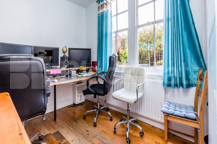 beautiful 2 bedroom garden flat in Stoke Newington Northwold Road, Stoke Newington
