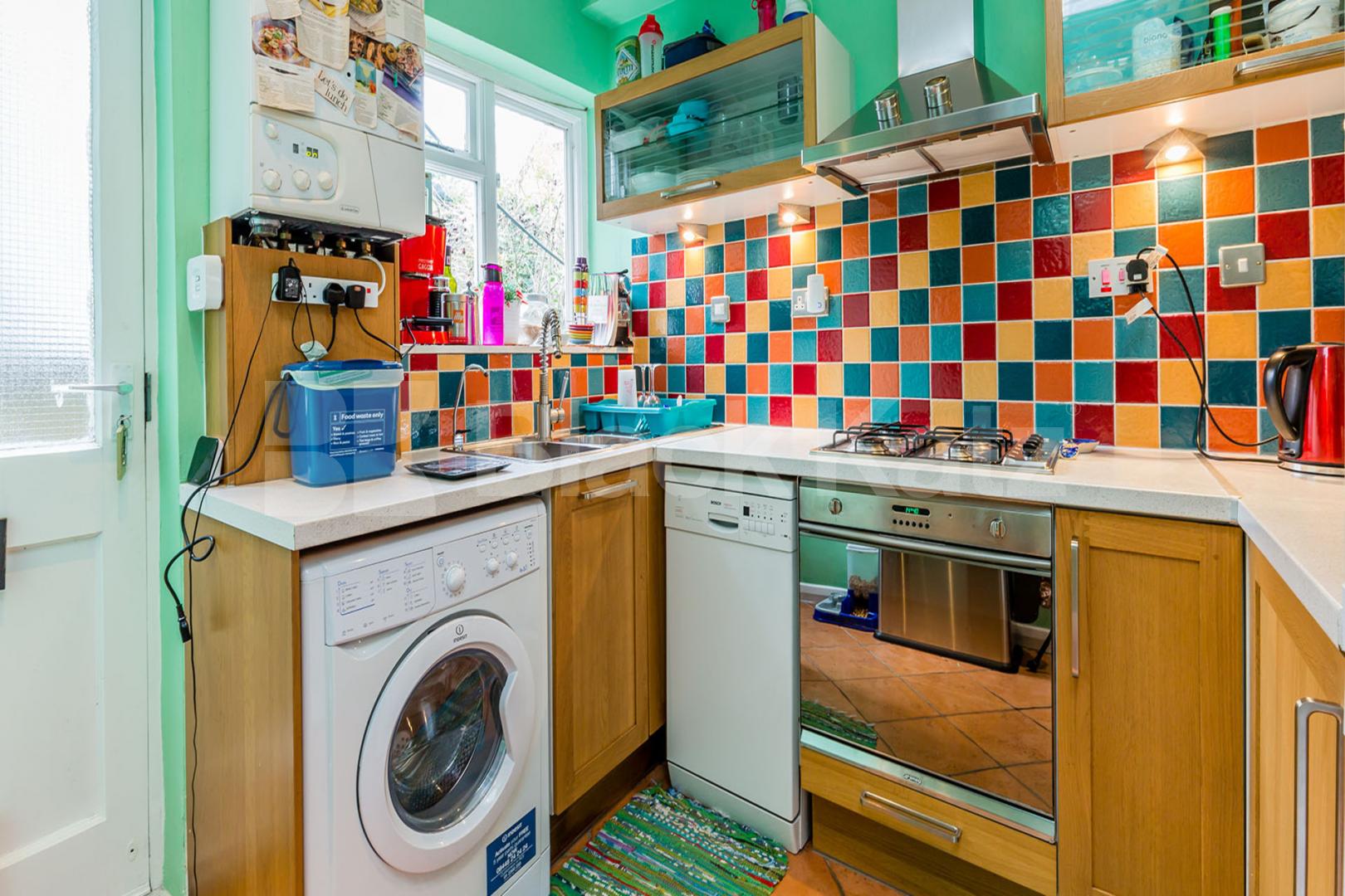 beautiful 2 bedroom garden flat in Stoke Newington Northwold Road, Stoke Newington