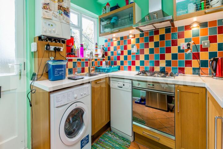 beautiful 2 bedroom garden flat in Stoke Newington Northwold Road, Stoke Newington