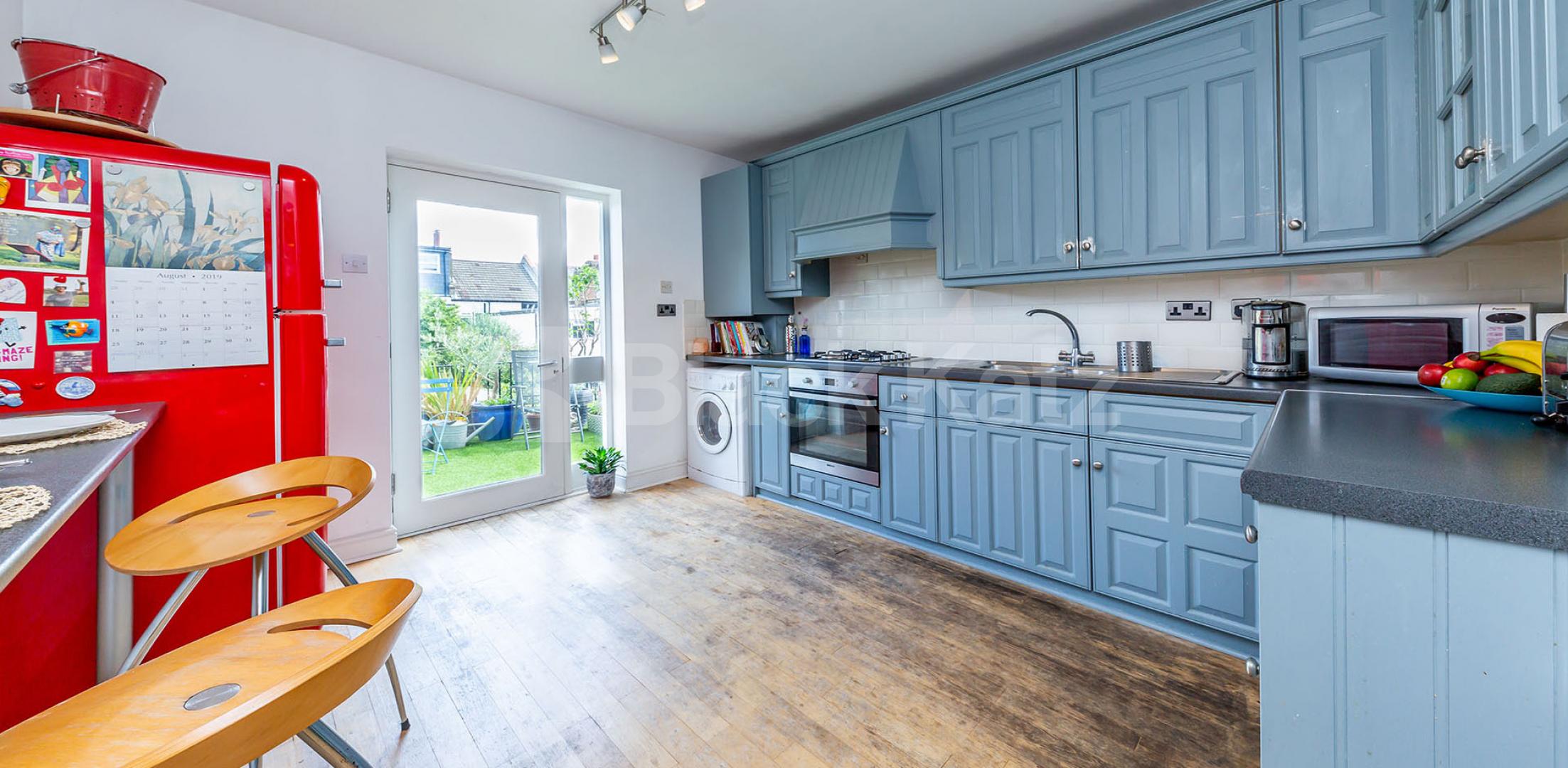 			Beautiful 3 bedroom flat!, 3 Bedroom, 1 bath, 1 reception Flat			 Nelson Road, Crouch End