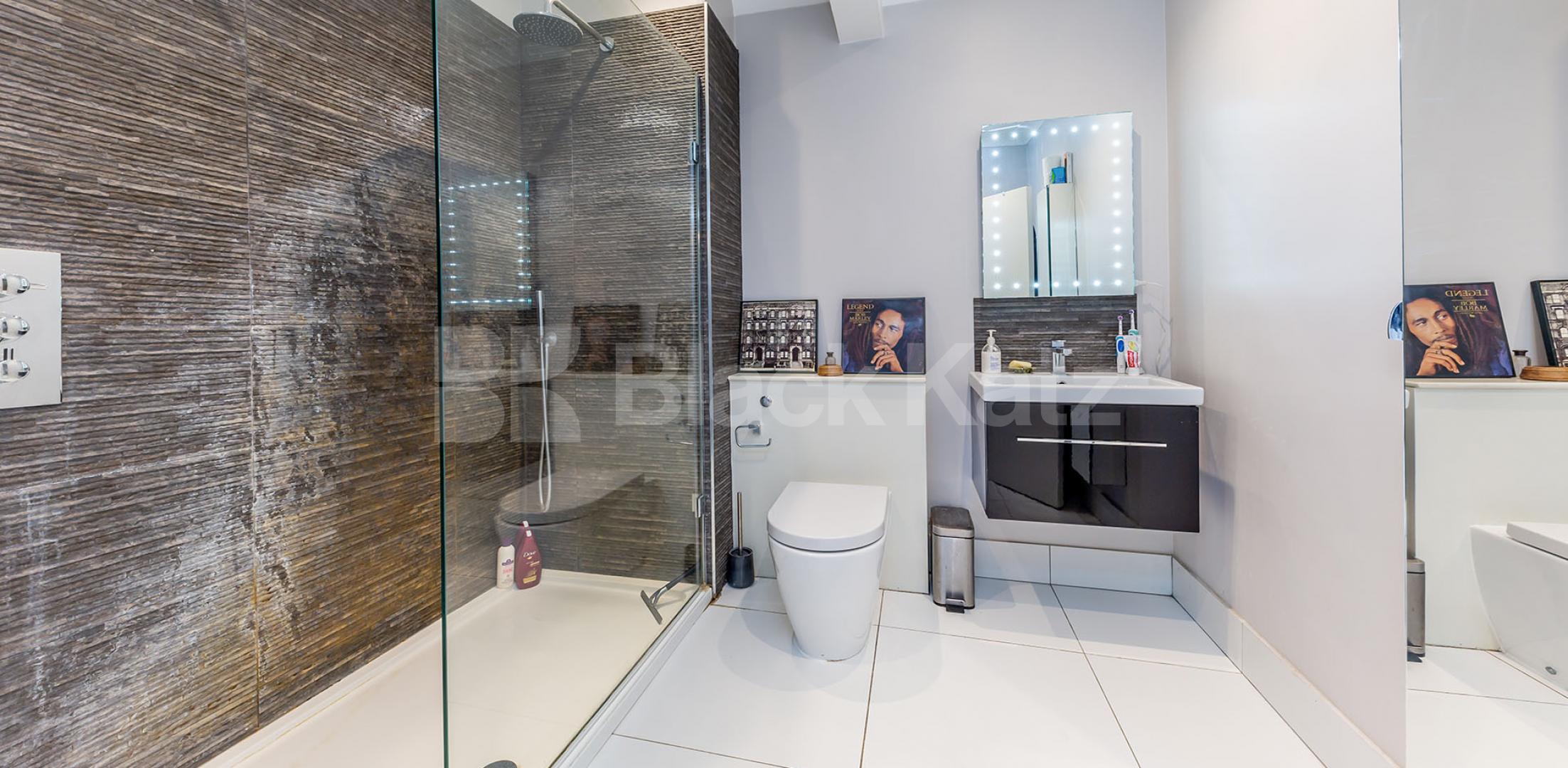 			Beautiful 3 bedroom flat!, 3 Bedroom, 1 bath, 1 reception Flat			 Nelson Road, Crouch End