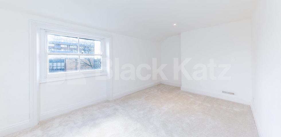 			1 Bedroom, 1 bath, 1 reception Flat			 Mildmay Grove South   , ISLINGTON/CANONBURY N1 