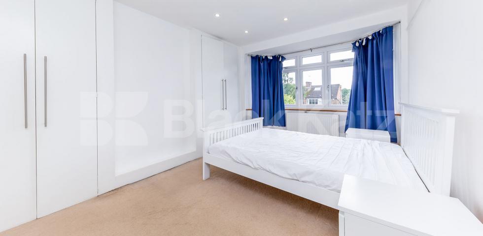 			Beautiful Family Home!, 4 Bedroom, 1 bath, 1 reception House			 Western Way , High Barnet 