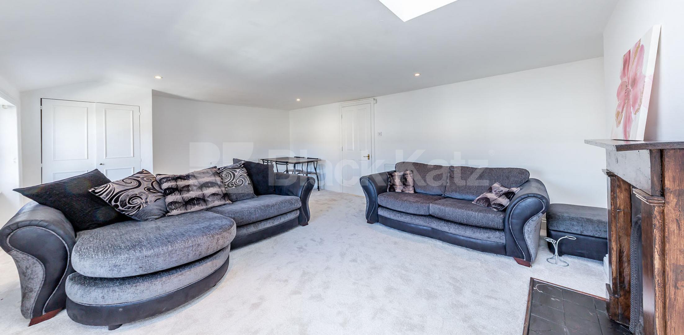 			1 Bedroom, 1 bath, 1 reception Flat			 Mildmay Grove South   , ISLINGTON/CANONBURY N1 