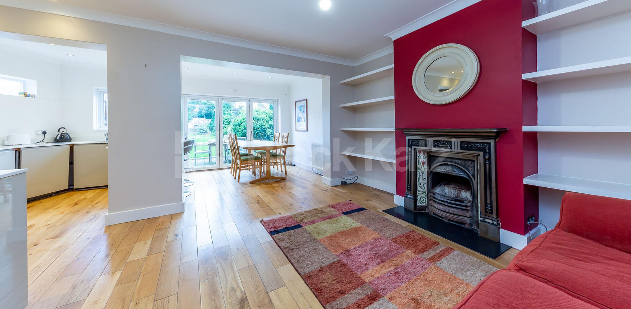 			Beautiful Family Home!, 4 Bedroom, 1 bath, 1 reception House			 Western Way , High Barnet 