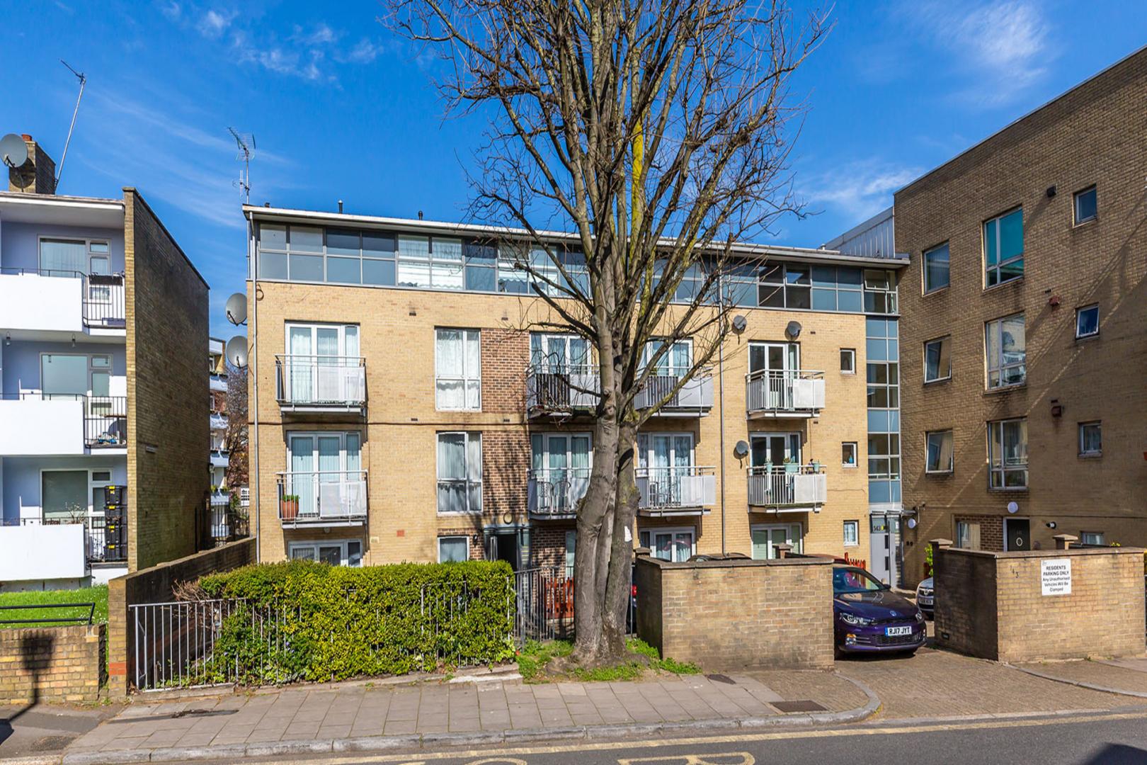 Located in a prime location in Islington and close to a station and amenities Mackenzie Road  , Caledonian Road