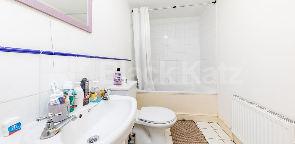 			NEW INSTRUCTION!, 1 Bedroom, 1 bath, 1 reception Flat			 Wetherill Road, MUSWELL HILL