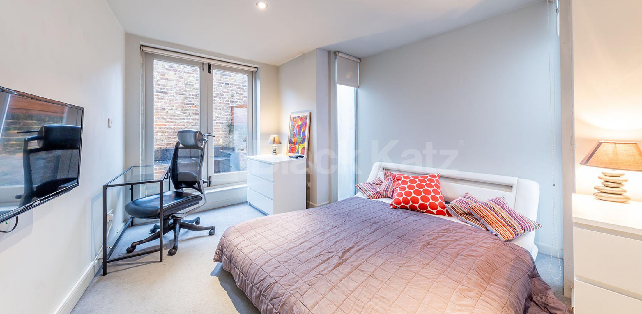 			NEW INSTRUCTION!, 2 Bedroom, 1 bath, 1 reception Apartment			 Penton Street, ANGEL