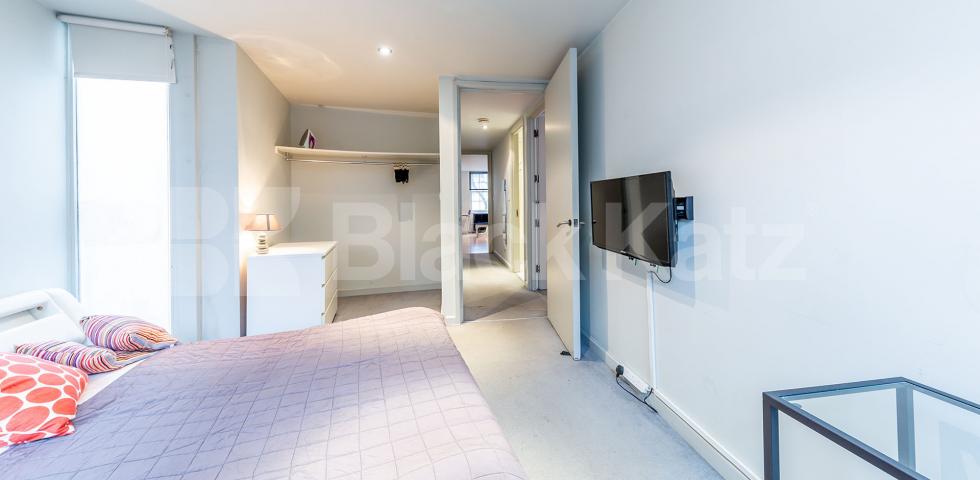 			NEW INSTRUCTION!, 2 Bedroom, 1 bath, 1 reception Apartment			 Penton Street, ANGEL