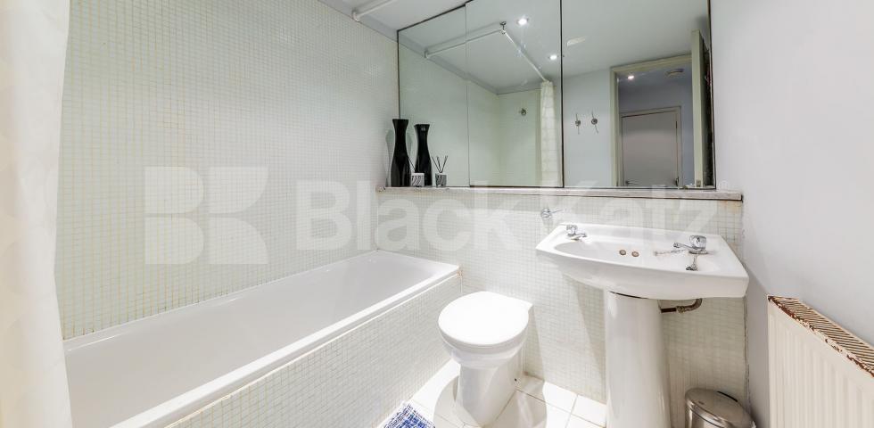 			NEW INSTRUCTION!, 2 Bedroom, 1 bath, 1 reception Apartment			 Penton Street, ANGEL