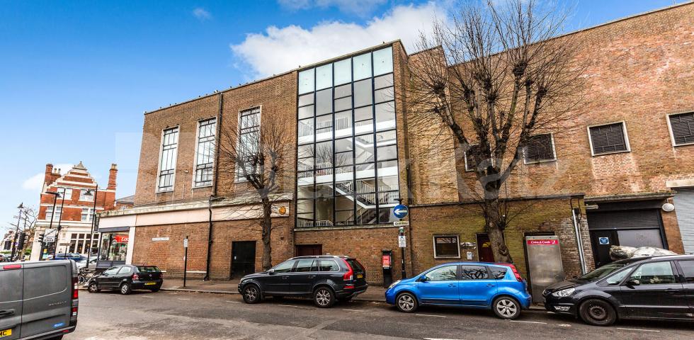 			New Instruction In Heart Of Crouch End !, 1 Bedroom, 1 bath, 1 reception Apartment			 Crouch Hall Road, Crouch End