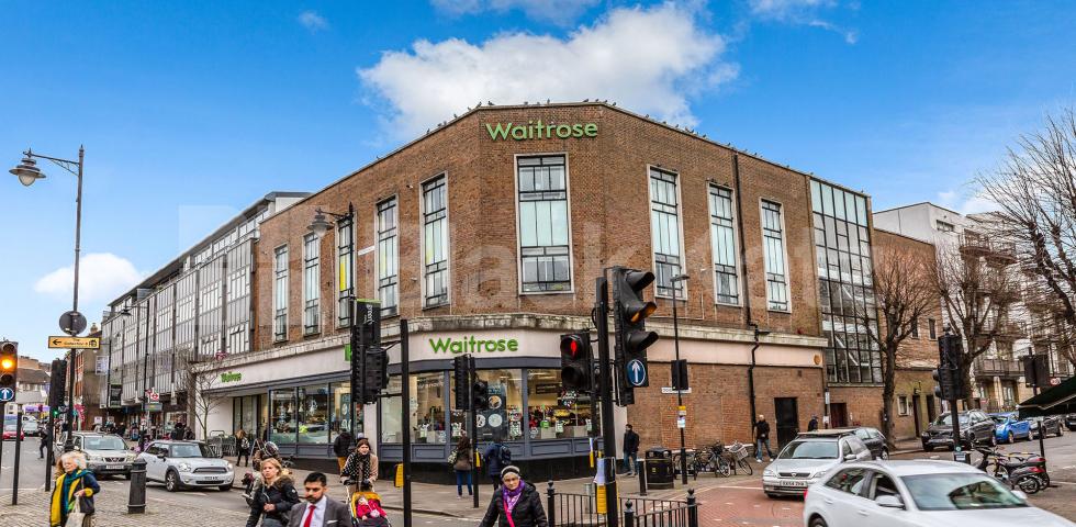 			New Instruction In Heart Of Crouch End !, 1 Bedroom, 1 bath, 1 reception Apartment			 Crouch Hall Road, Crouch End