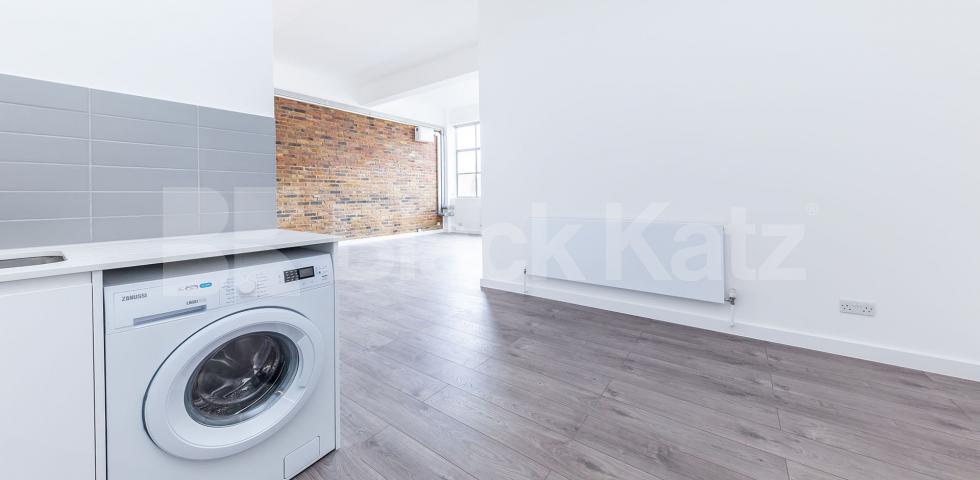 			1 Bedroom, 1 bath, 1 reception Apartment			 EAGLE HOUSE-EAGLE WHARF ROAD, OLD STREET-SHOREDITCH