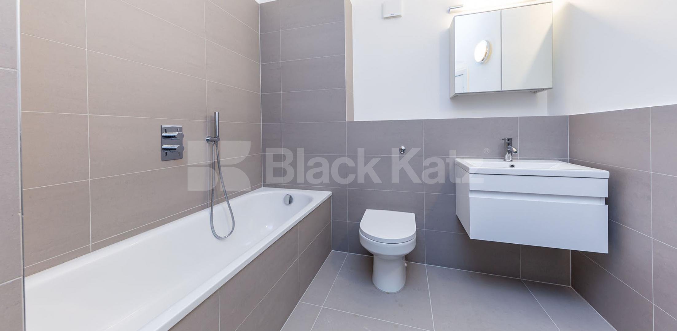 			NEW REFURBISHED 2 BED 2 BATH , 2 Bedroom, 2 bath, 1 reception Apartment			 Grove House, Tudor Road , HACKNEY-LONDON FIELDS